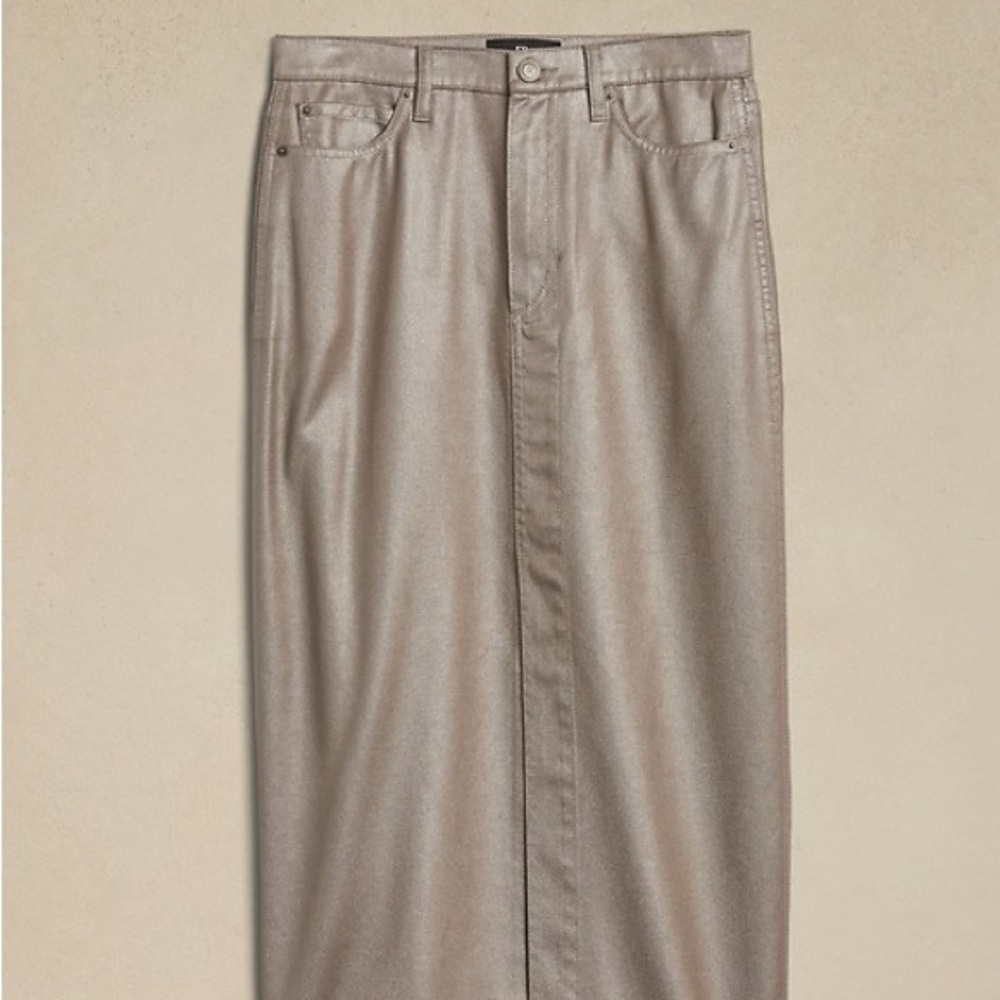 New with tags, Banana Republic denim metallic maxi skirt size 10